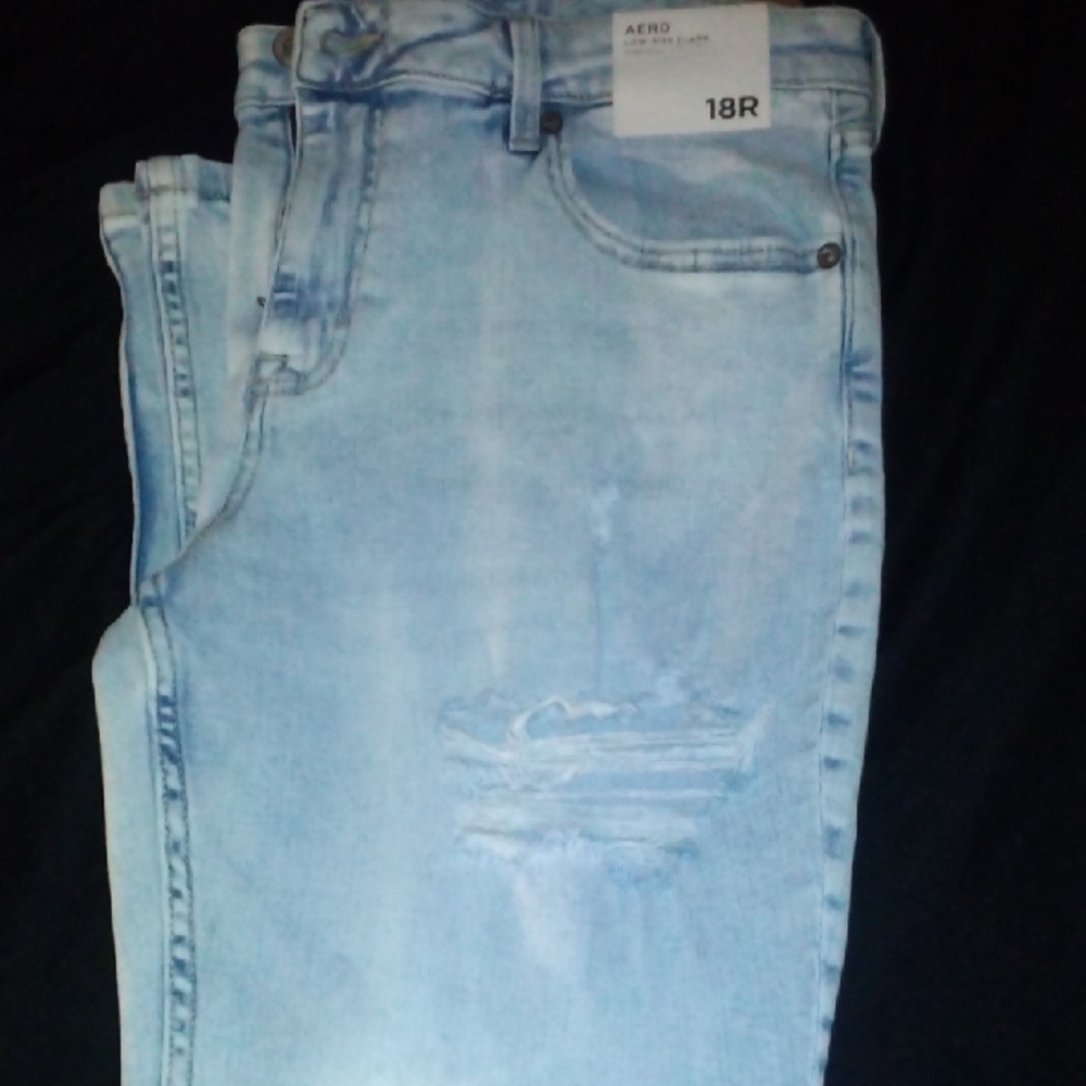 Aeropostale Women's Relaxed Fit Light Blue Jeans